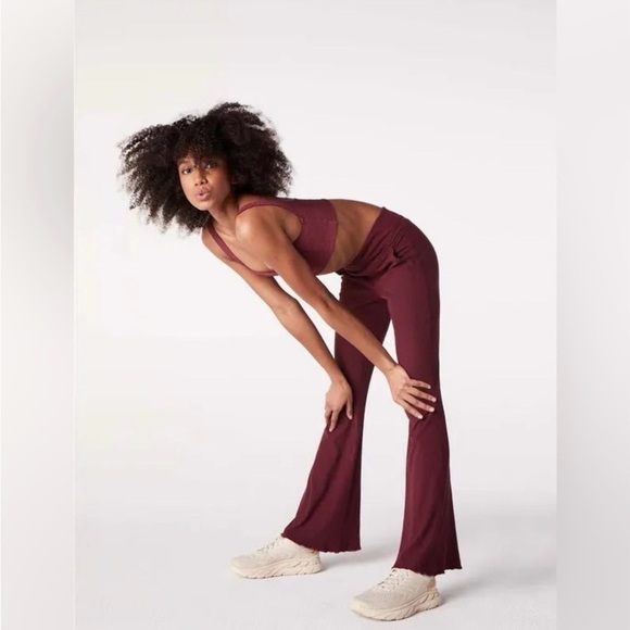 Outdoor Voices Pants - Outdoor Voices Burgundy Ribbed Flare Pants XS Yoga Workout Athleisure